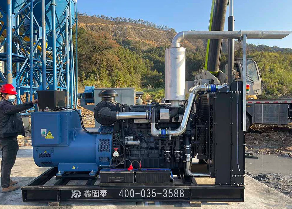 Pemeliharaan set generator diesel 400kW.